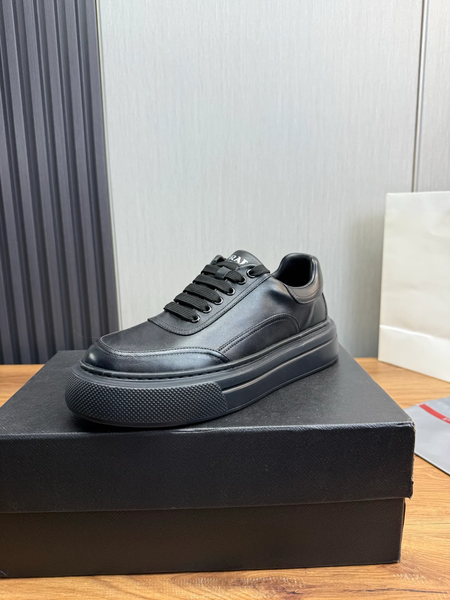 Men's shoes 💰500💰 PRADA【Prada】Men's new casual shoes ⬆️Imported cowhide + genuine leather lining. Anti-slip outsole, 38-44 (customized for 45)